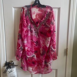 Beautiful coverup / sheer tunic